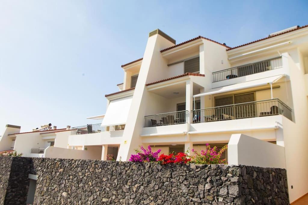 2 Bedrooms Apartment In Magnolia Golf Resort, La Caleta Costa Adeje  Exterior foto