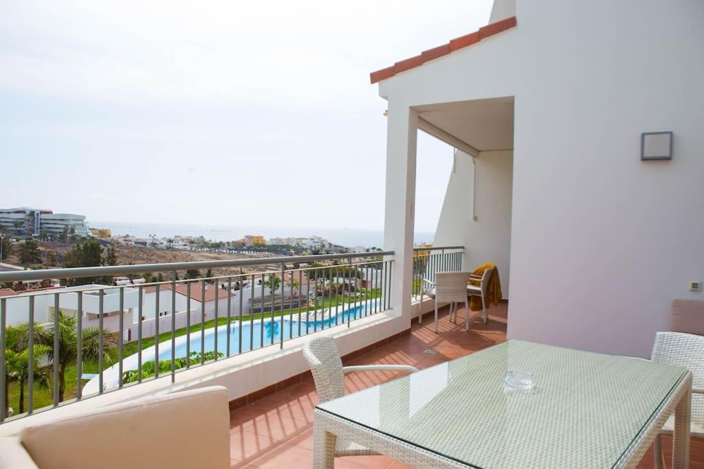 2 Bedrooms Apartment In Magnolia Golf Resort, La Caleta Costa Adeje  Exterior foto