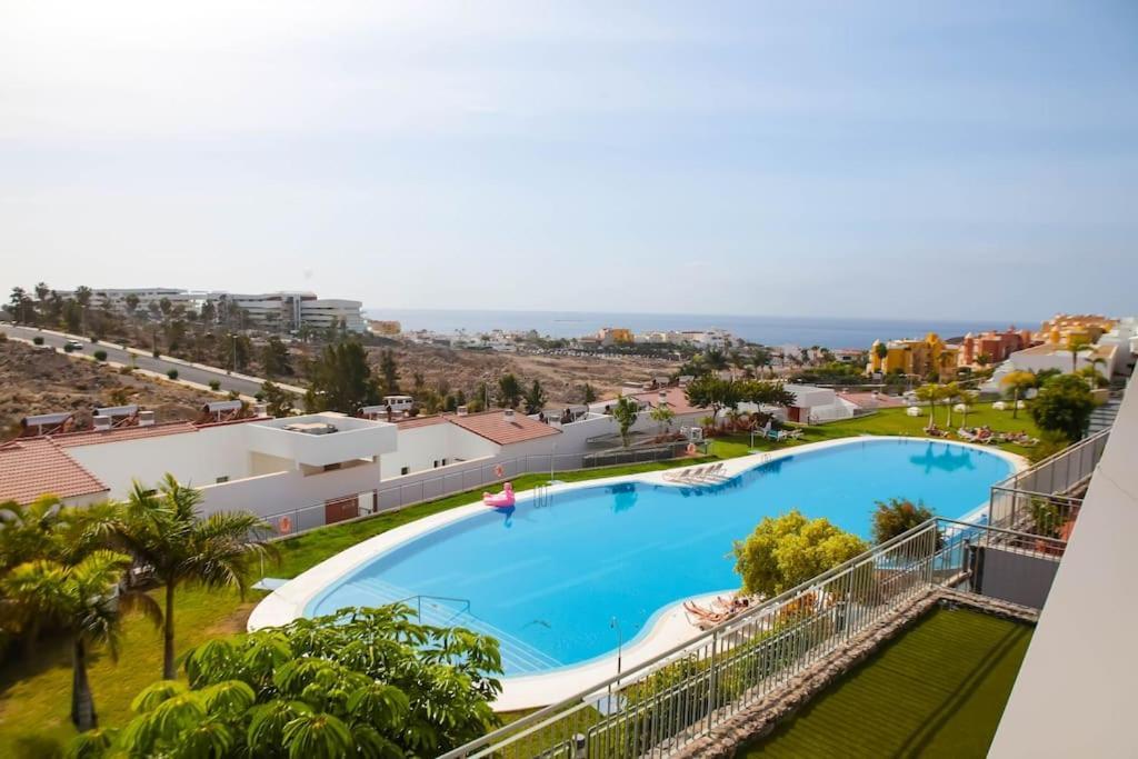 2 Bedrooms Apartment In Magnolia Golf Resort, La Caleta Costa Adeje  Exterior foto